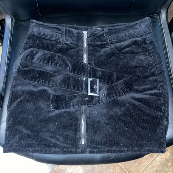 Corduroy skirt! - Picture 1 of 3